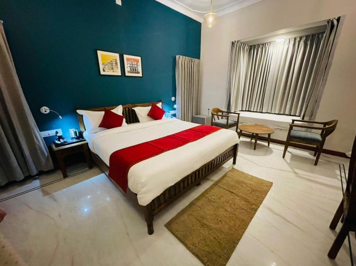 Dheergarh Palace Udaipur Eksteriør billede