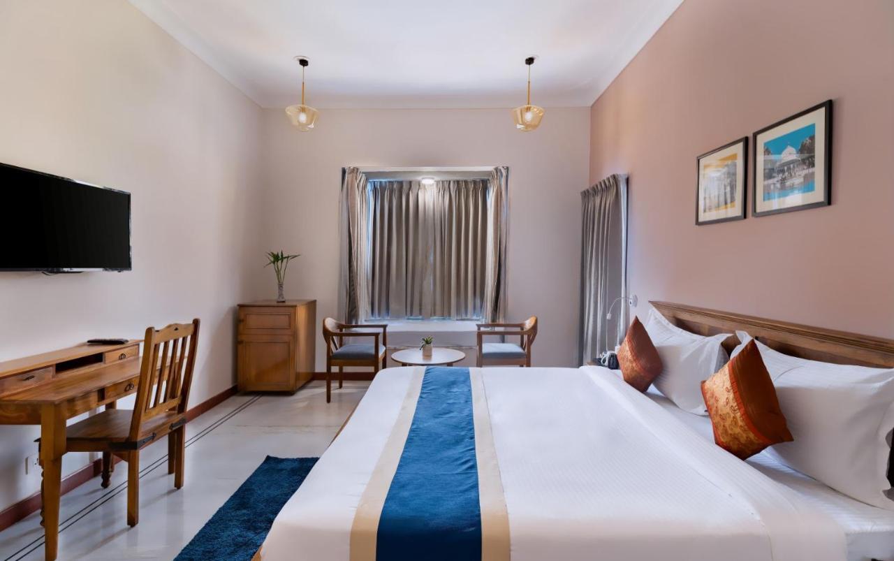 Dheergarh Palace Udaipur Eksteriør billede
